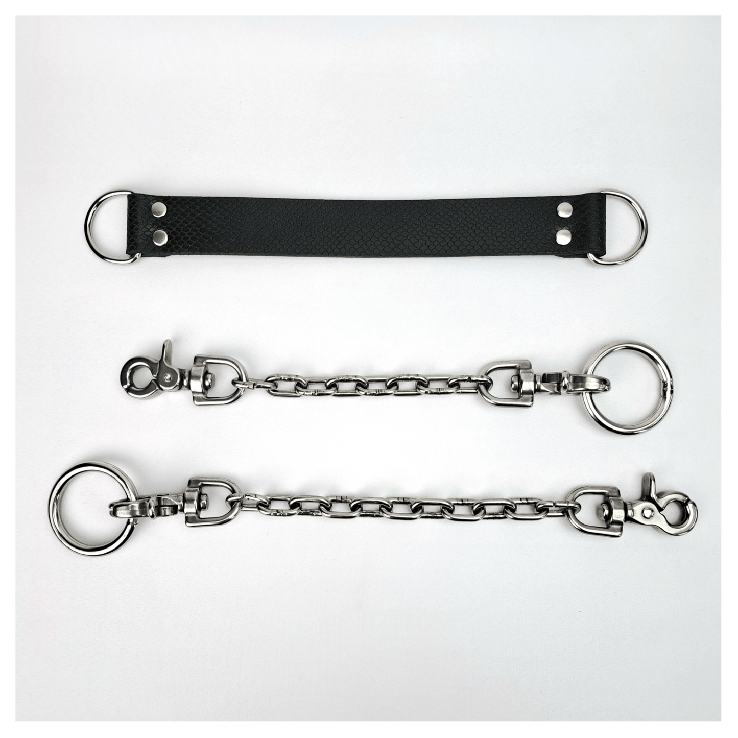 BOAKAPITEL – III. BLACK VIPER - skinpressedtight