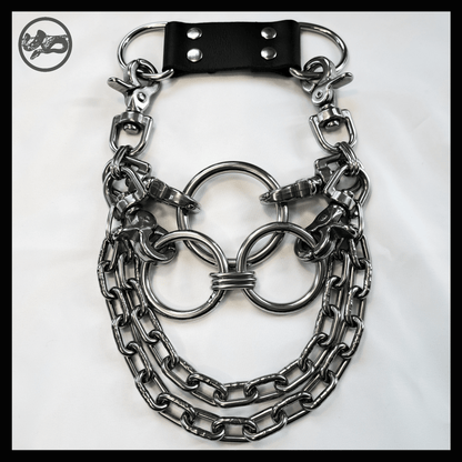 FLAECHENBRAND_brutalist_steel_necklace_with_leather_neckpiece_with_thick_chains_and_layered_rings_laid_out_on_white_background_front_view_skinpressedtight