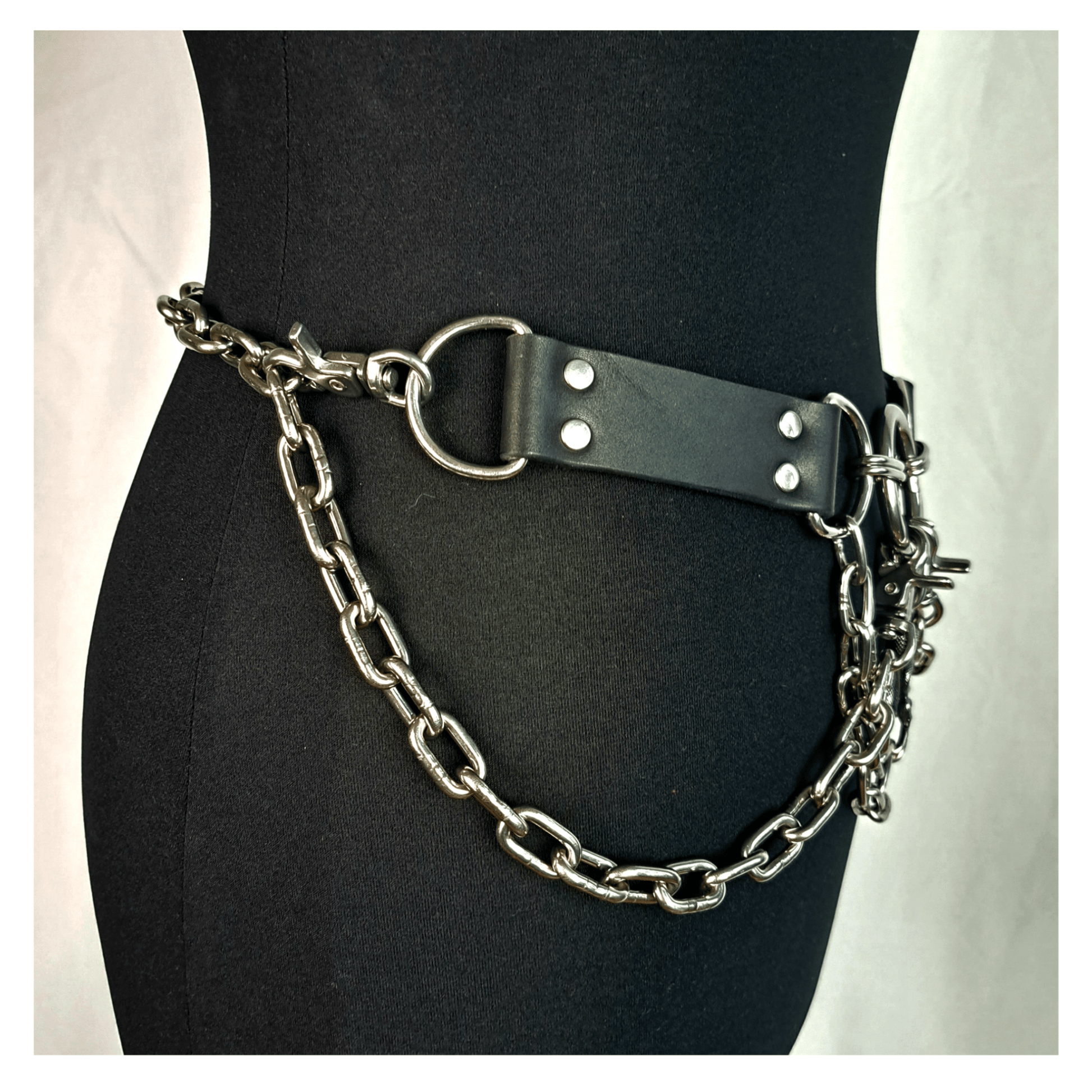VIPERNZIRKEL - OPAQUE BLACK - skinpressedtight